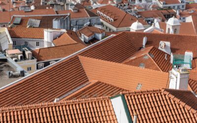 Les étapes de rénovation d’une toiture en tuiles : Guide complet pour un toit durable